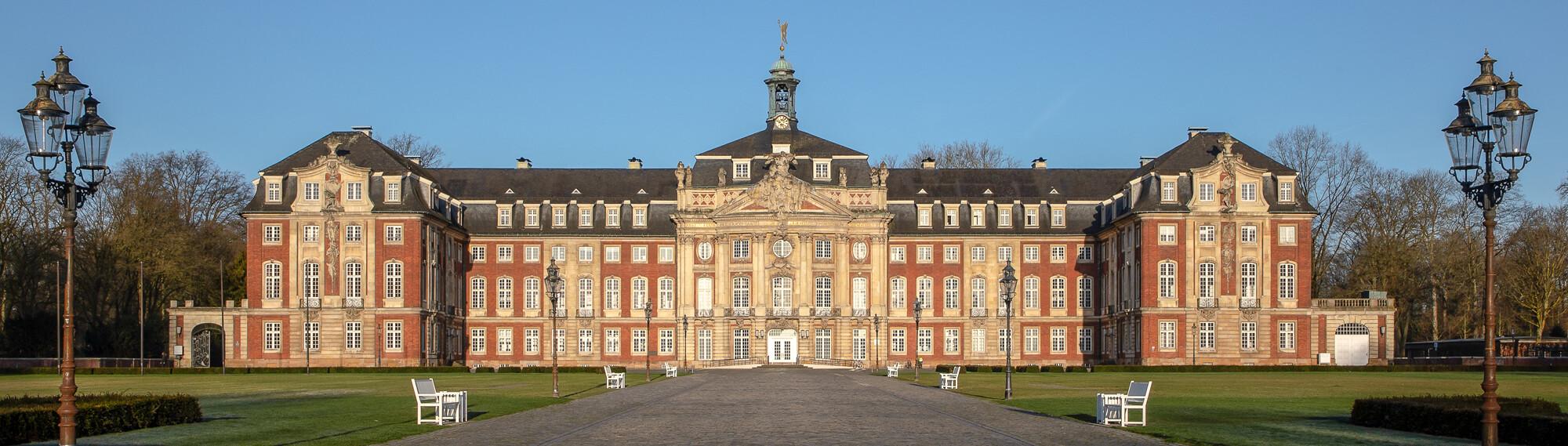 Dietmar Rabich / Wikimedia Commons:Münster, Fürstbischöfliches Schloss, CC BY-SA 4.0